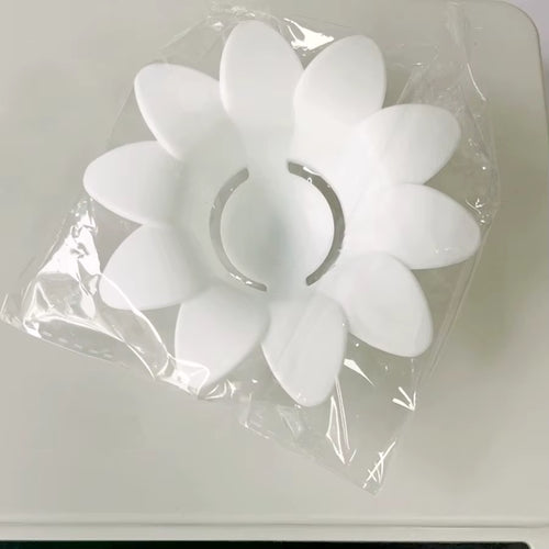 1Pc/ Cute Flower Design Egg White Yolk Separator Kitchen Gadgets Baking Tools Egg Extractor